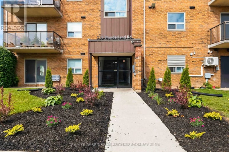 #212 735 Wonderland Road South, London South (South M), Ontario, N6K1M1, London South (South M), Ontario — photo 1 of 5