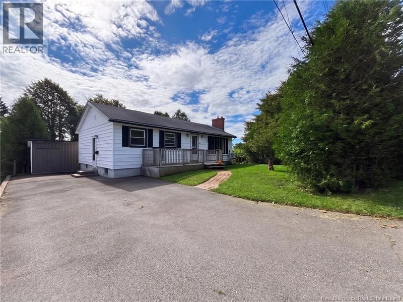 6 Barbara Crescent, Saint John, New Brunswick, E2J2K7, Saint John, New Brunswick — photo 1 of 5