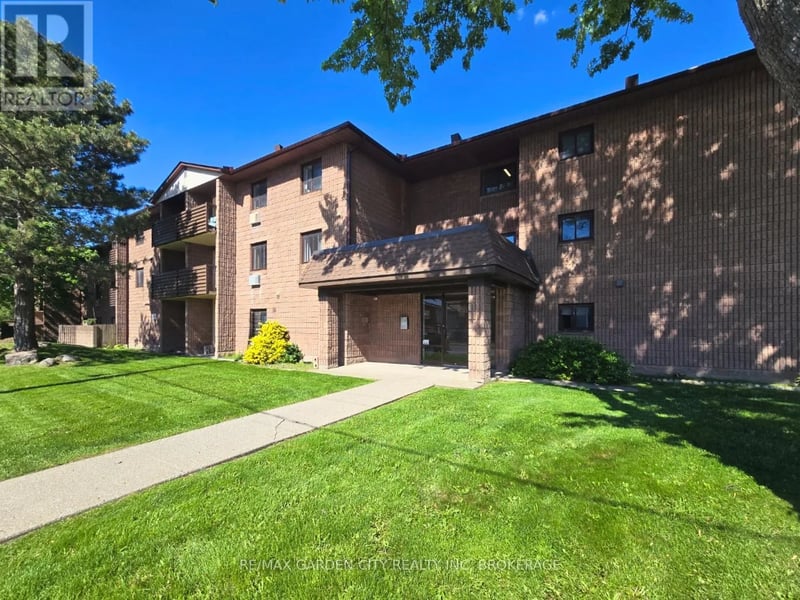 #211 72 Main Street East, Port Colborne (Bethel), Ontario, L3K5Z8, Port Colborne (Bethel), Ontario — photo 1 of 5