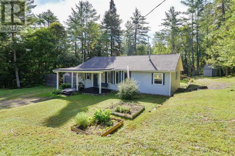 1082 Lambert Road, Bracebridge (Oakley), Ontario, P1L1X1, Bracebridge (Oakley), Ontario — photo 1 of 5