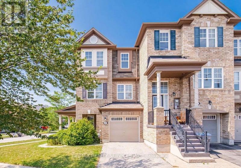 6 Viewforth Road, Brampton (Northwest Brampton), Ontario, L7A0R2, Brampton (Northwest Brampton), Ontario — photo 1 of 5