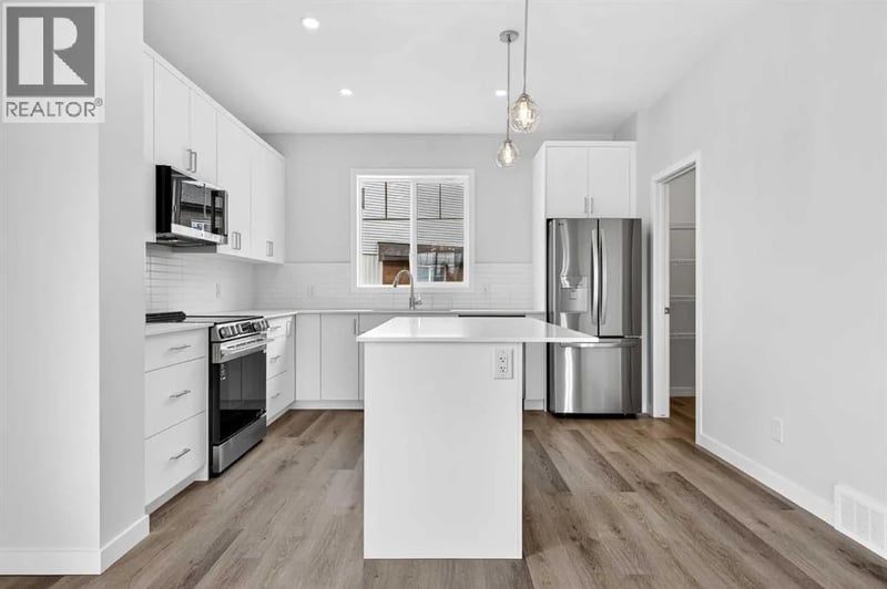 132 Red Embers Link Northeast, Calgary, Alberta, T3N2X8, Calgary, Alberta — photo 1 of 5
