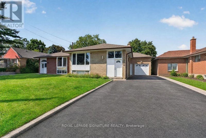 128 Trinnell Boulevard, Toronto (Clairlea-Birchmount), Ontario, M1L1S8, Toronto (Clairlea-Birchmount), Ontario — photo 1 of 5