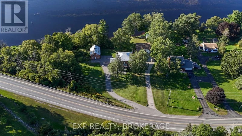 109 RIVER Road, Greater Napanee (Greater Napanee), Ontario, K7R3H3, Greater Napanee (Greater Napanee), Ontario — photo 1 of 5