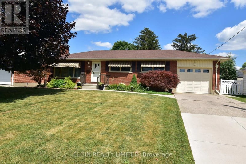 18 Pullen Avenue, St. Thomas, Ontario, N5R4T4, St. Thomas, Ontario — photo 1 of 5