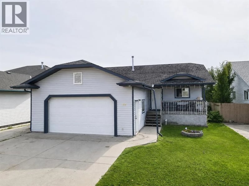 64 Park Circle, Whitecourt, Alberta, T7S1S7, Whitecourt, Alberta — photo 1 of 5