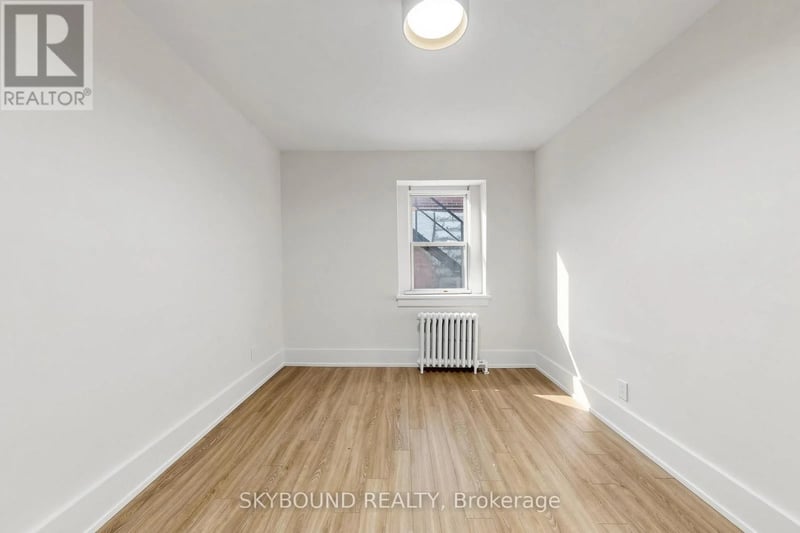 #16 1165 Kingston Road, Toronto (Birchcliffe-Cliffside), Ontario, M1N1P2, Toronto (Birchcliffe-Cliffside), Ontario — photo 1 of 5