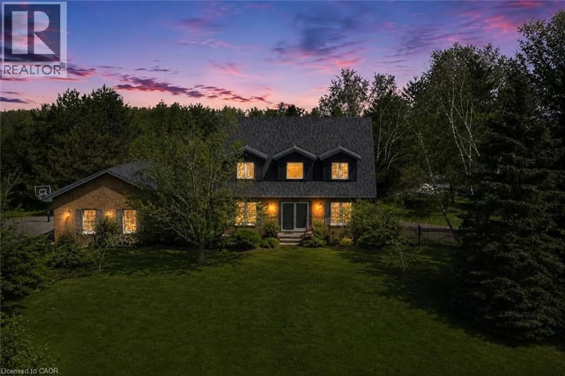 14227 TRAFALGAR Road, Halton Hills, Ontario, N0B1H0, Halton Hills, Ontario — photo 1 of 5
