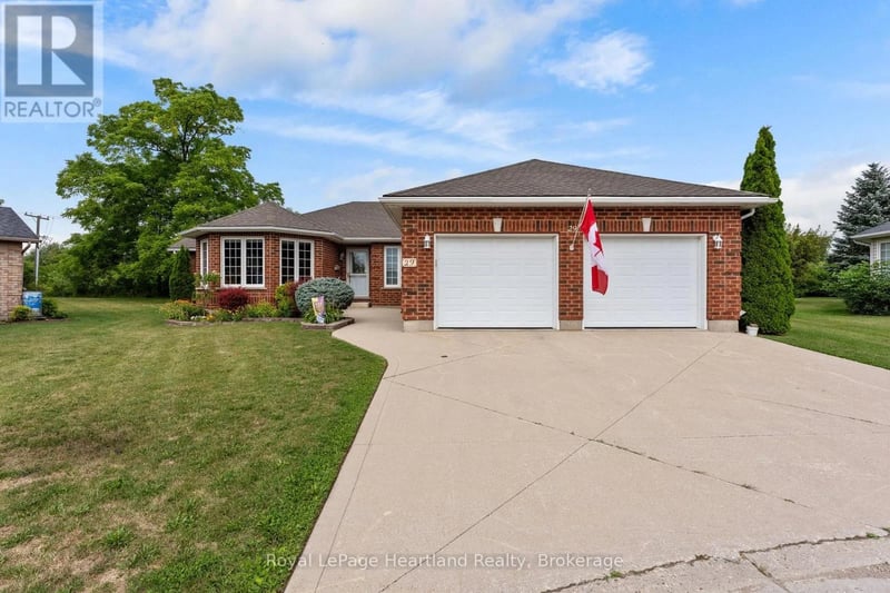 #29 30 Ann Street, St. Marys, Ontario, N4X1C8, St. Marys, Ontario — photo 1 of 5