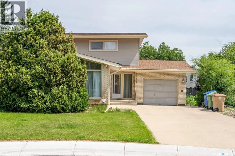 145 Mayfair CRESCENT, Regina, Saskatchewan, S4S4J1, Regina, Saskatchewan — photo 1 of 5