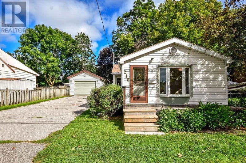 218 James Street East, Orillia, Ontario, L3V1L9, Orillia, Ontario — photo 1 of 5