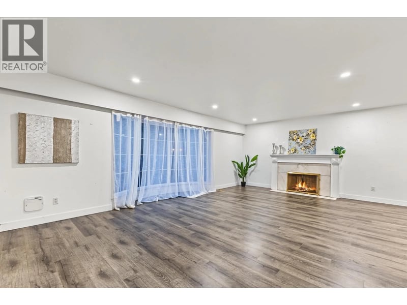 410 ASHLEY Street, Coquitlam, British Columbia, V3K4B3, Coquitlam, British Columbia — photo 1 of 5