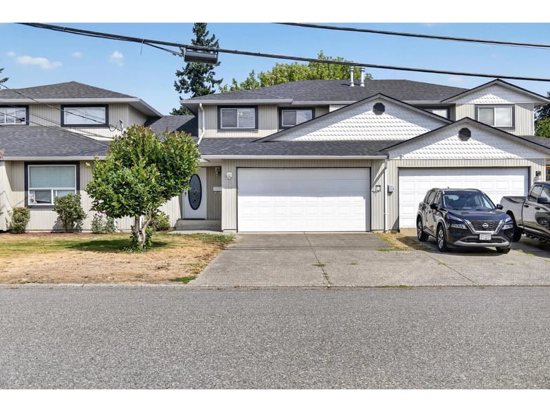 #2 9408 HAZEL Street, Chilliwack, British Columbia, V2P5N1, Chilliwack, British Columbia — photo 1 of 5