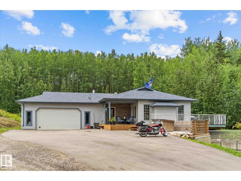 54426 RGE ROAD 15, Rural Lac Ste. Anne County, Alberta, T0E1V0, Rural Lac Ste. Anne County, Alberta — photo 1 of 5