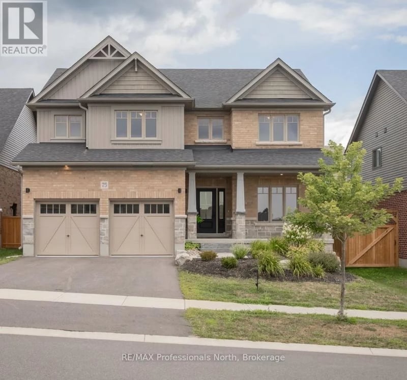 75 Eaglecrest Avenue, Huntsville (Chaffey), Ontario, P1H0G5, Huntsville (Chaffey), Ontario — photo 1 of 5