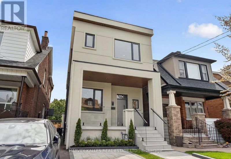 249 Lauder Avenue, Toronto (Oakwood Village), Ontario, M6E3H5, Toronto (Oakwood Village), Ontario — photo 1 of 5