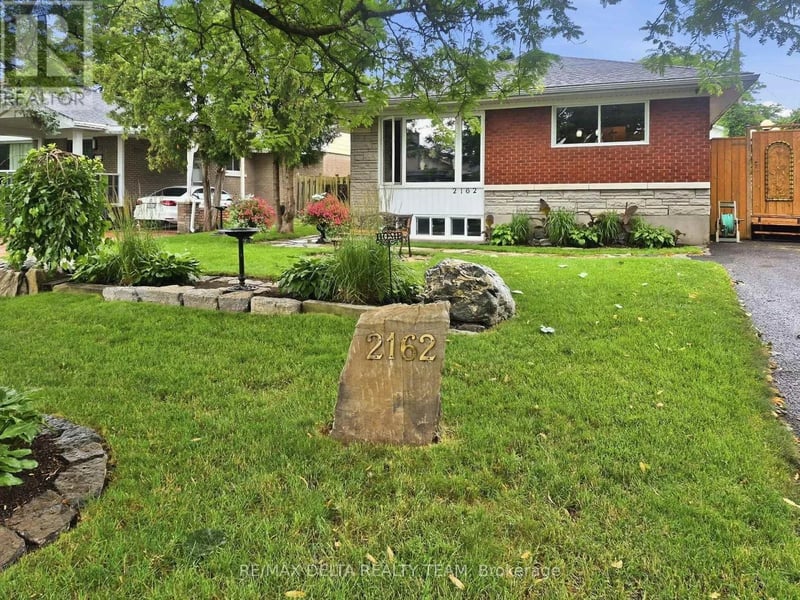 2162 Rushton Road, Ottawa, Ontario, K2A1N7, Ottawa, Ontario — photo 1 of 5