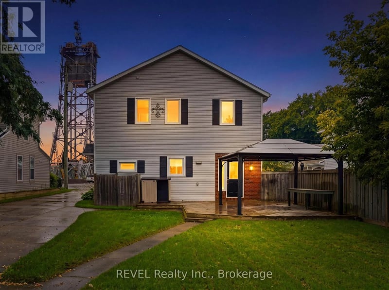 2324 Centre Street, Thorold (Allanburg/Thorold South), Ontario, L0S1A0, Thorold (Allanburg/Thorold South), Ontario — photo 1 of 5