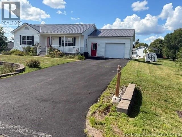 8 Jacob Street, Sussex Corner, New Brunswick, E4E0G2, Sussex Corner, New Brunswick — photo 1 of 5