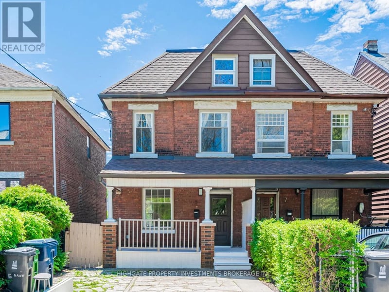 5 Bank Street, Toronto (Little Portugal), Ontario, M6K1R4, Toronto (Little Portugal), Ontario — photo 1 of 5