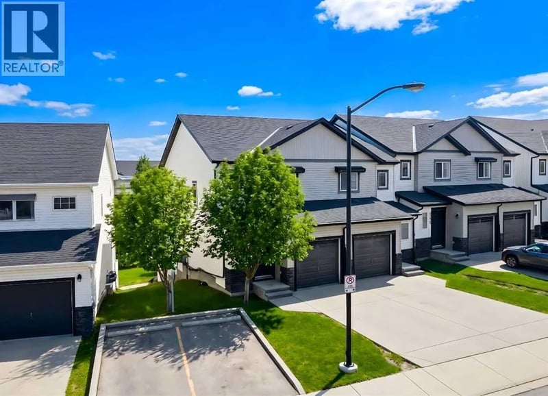 137 Pantego Lane Northwest, Calgary, Alberta, T2K0T1, Calgary, Alberta — photo 1 of 5