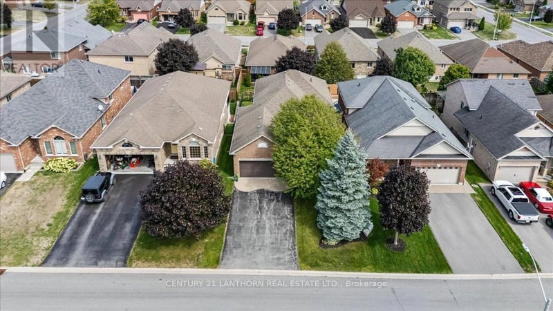 18 McDougall Drive, Belleville (Thurlow Ward), Ontario, K8N4Z5, Belleville (Thurlow Ward), Ontario — photo 1 of 5