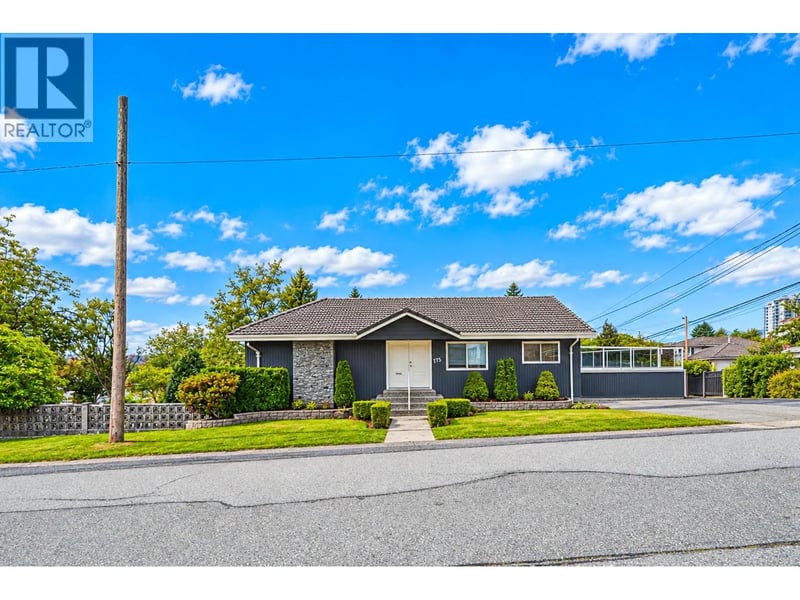 775 ESMOND Avenue, Burnaby, British Columbia, V5C4K4, Burnaby, British Columbia — photo 1 of 5