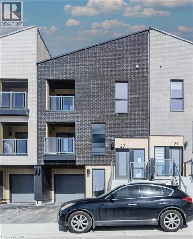 27 URBANE Boulevard, Kitchener, Ontario, N2E0H8, Kitchener, Ontario — photo 1 of 5