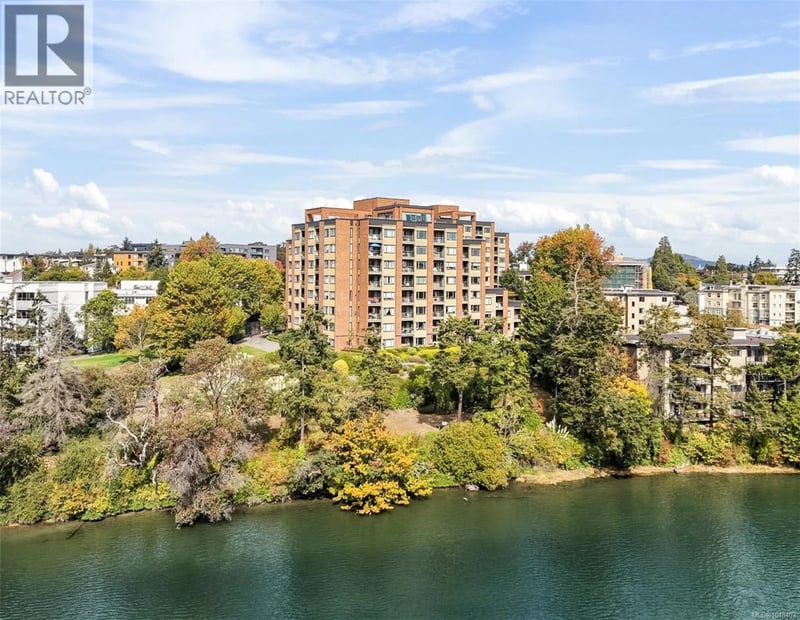 #104 103 Gorge Road East, Victoria, British Columbia, V9A6Z2, Victoria, British Columbia — photo 1 of 5