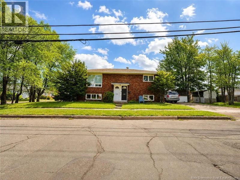 136-138 Crandall Street, Moncton, New Brunswick, E1C4E3, Moncton, New Brunswick — photo 1 of 5
