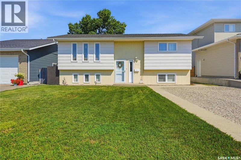 1630 Spadina DRIVE, Moose Jaw, Saskatchewan, S6K1B1, Moose Jaw, Saskatchewan — photo 1 of 5