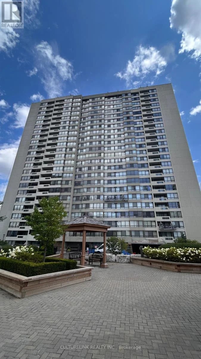 #1005 255 Bamburgh Circle, Toronto (Steeles), Ontario, M1W3T6, Toronto (Steeles), Ontario — photo 1 of 5