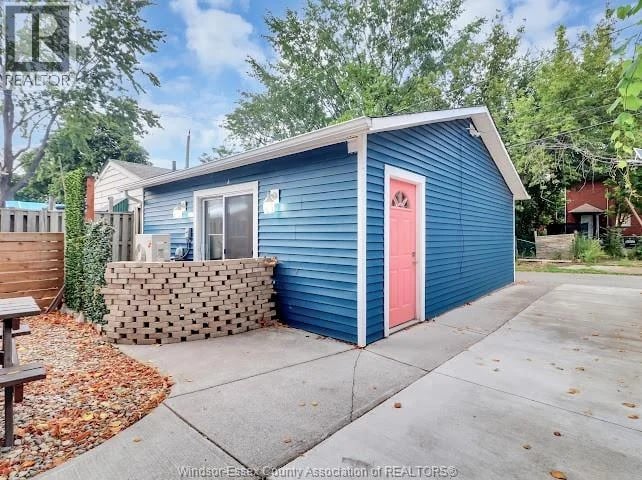 #REAR 324 PIERRE, Windsor, Ontario, N9A2J8, Windsor, Ontario — photo 1 of 5