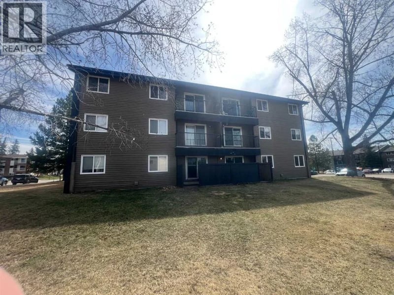 5611 10 Avenue, Edson, Alberta, T7E1R4, Edson, Alberta — photo 1 of 5