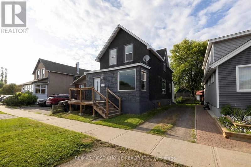 513 Christina Street East, Thunder Bay (Westfort), Ontario, P7E4P4, Thunder Bay (Westfort), Ontario — photo 1 of 5