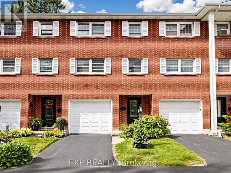 #12 91 LIVINGSTON Avenue, Grimsby (Grimsby West), Ontario, L3M1L4, Grimsby (Grimsby West), Ontario — photo 1 of 5