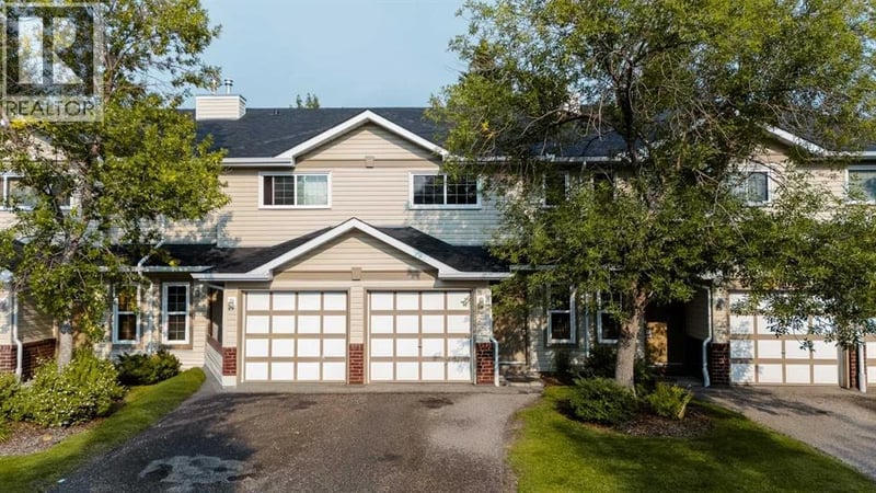 16 Harvest Glen Heights Northeast, Calgary, Alberta, T3K4L3, Calgary, Alberta — photo 1 of 5