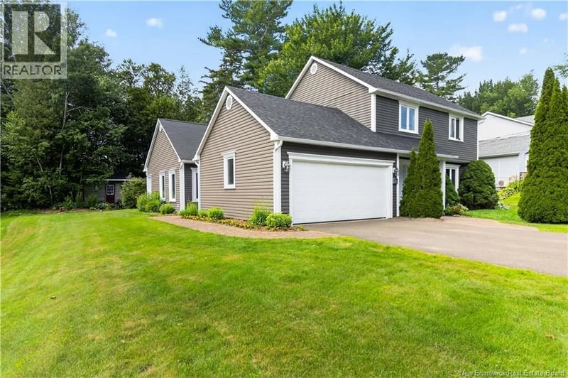 77 Gravenstein Street, New Maryland, New Brunswick, E3C1B8, New Maryland, New Brunswick — photo 1 of 5