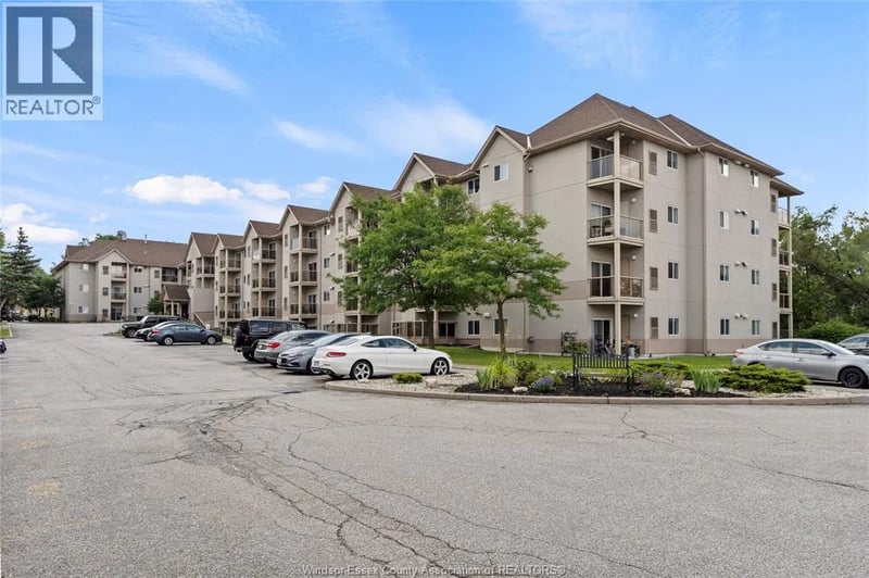 #316 3000 SANDWICH Street, Windsor, Ontario, N9C4G3, Windsor, Ontario — photo 1 of 5