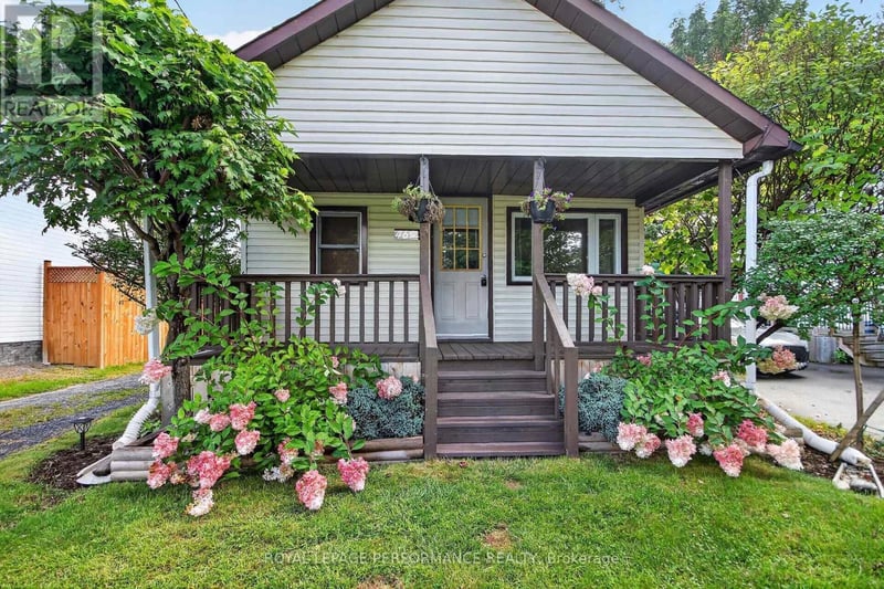 46 First Avenue, Russell, Ontario, K4R1C9, Russell, Ontario — photo 1 of 5