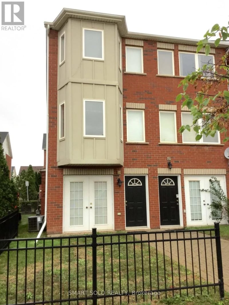 #45 1751 Lampman Avenue, Burlington (Uptown), Ontario, L7L6W3, Burlington (Uptown), Ontario — photo 1 of 5