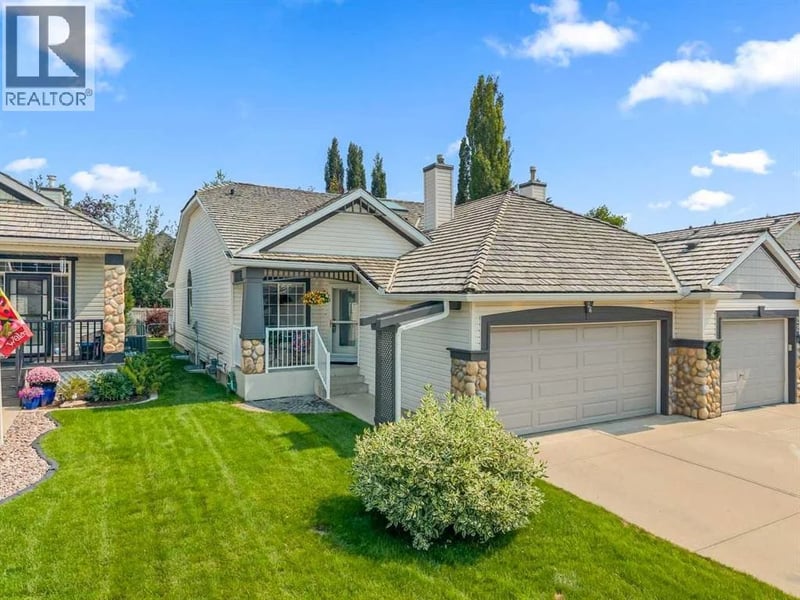 26 Chaparral Close Southeast, Calgary, Alberta, T2X3L7, Calgary, Alberta — photo 1 of 5