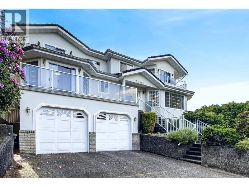 7505 MANZANITA Place, Burnaby, British Columbia, V3N4X1, Burnaby, British Columbia — photo 1 of 5