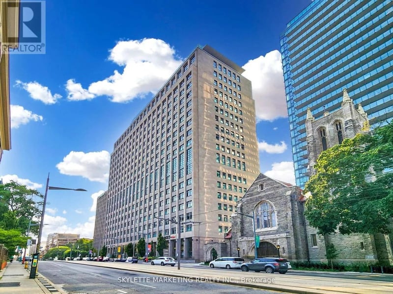 #1128 111 St Clair Avenue West, Toronto (Yonge-St. Clair), Ontario, M4V1N5, Toronto (Yonge-St. Clair), Ontario — photo 1 of 5