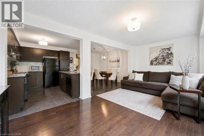 #95 1035 VICTORIA Road South, Guelph, Ontario, N1L0H5, Guelph, Ontario — photo 1 of 5