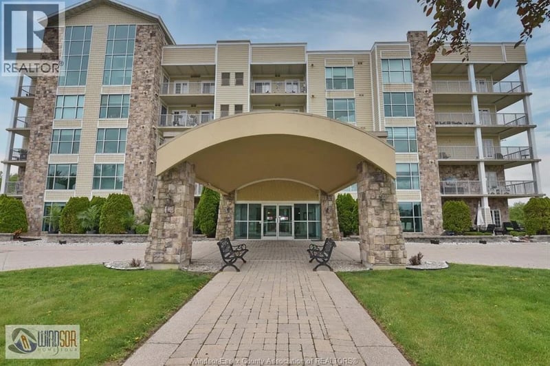 #305 34 BOBLO ISLAND, Amherstburg, Ontario, N9V0C4, Amherstburg, Ontario — photo 1 of 5
