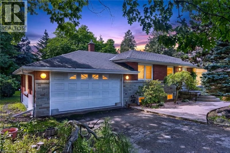 170 MOHAWK Road, Ancaster, Ontario, L0G2W9, Ancaster, Ontario — photo 1 of 5