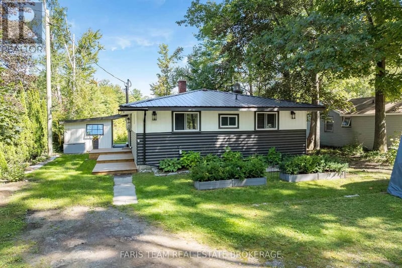 121 Stanley Road, Kawartha Lakes (Carden), Ontario, K0M2T0, Kawartha Lakes (Carden), Ontario — photo 1 of 5