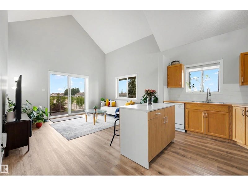 #427 3425 19 ST NW, Edmonton, Alberta, T6T2B5, Edmonton, Alberta — photo 1 of 5