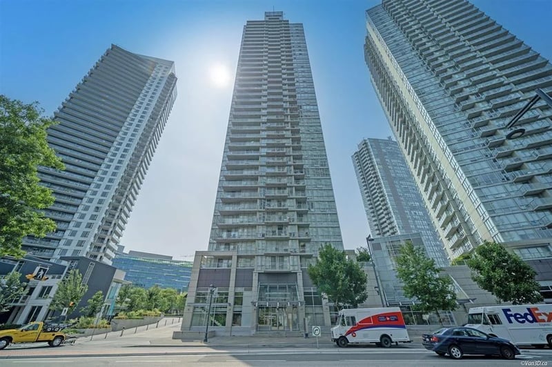 #2507 13688 100 Avenue, Surrey, British Columbia, V3T0G5, Surrey, British Columbia — photo 1 of 5